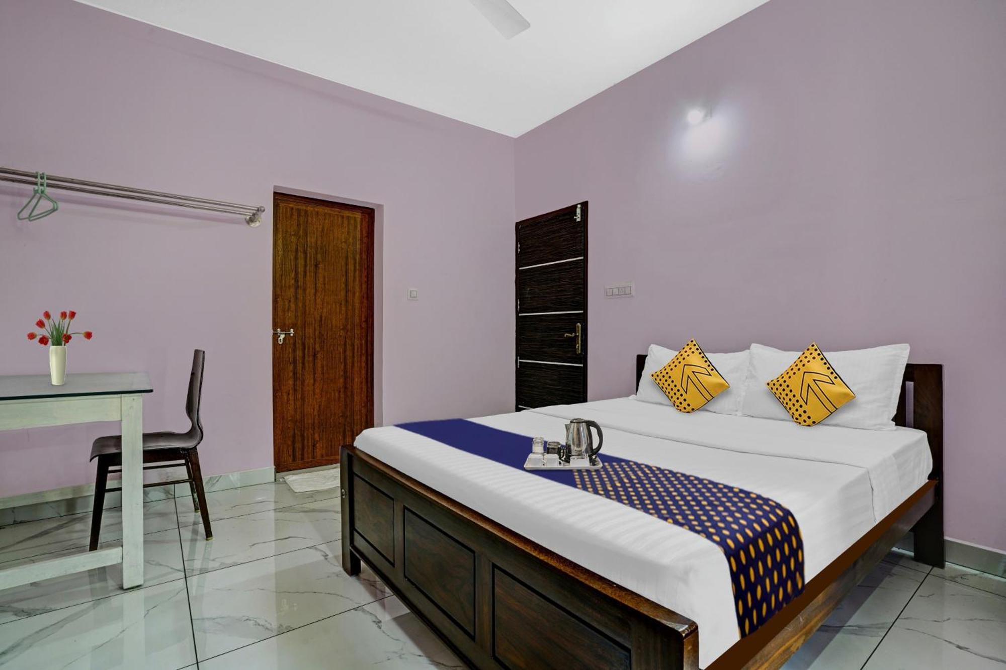 Spot On Shalom Palace Residency Neriyamangalam Extérieur photo